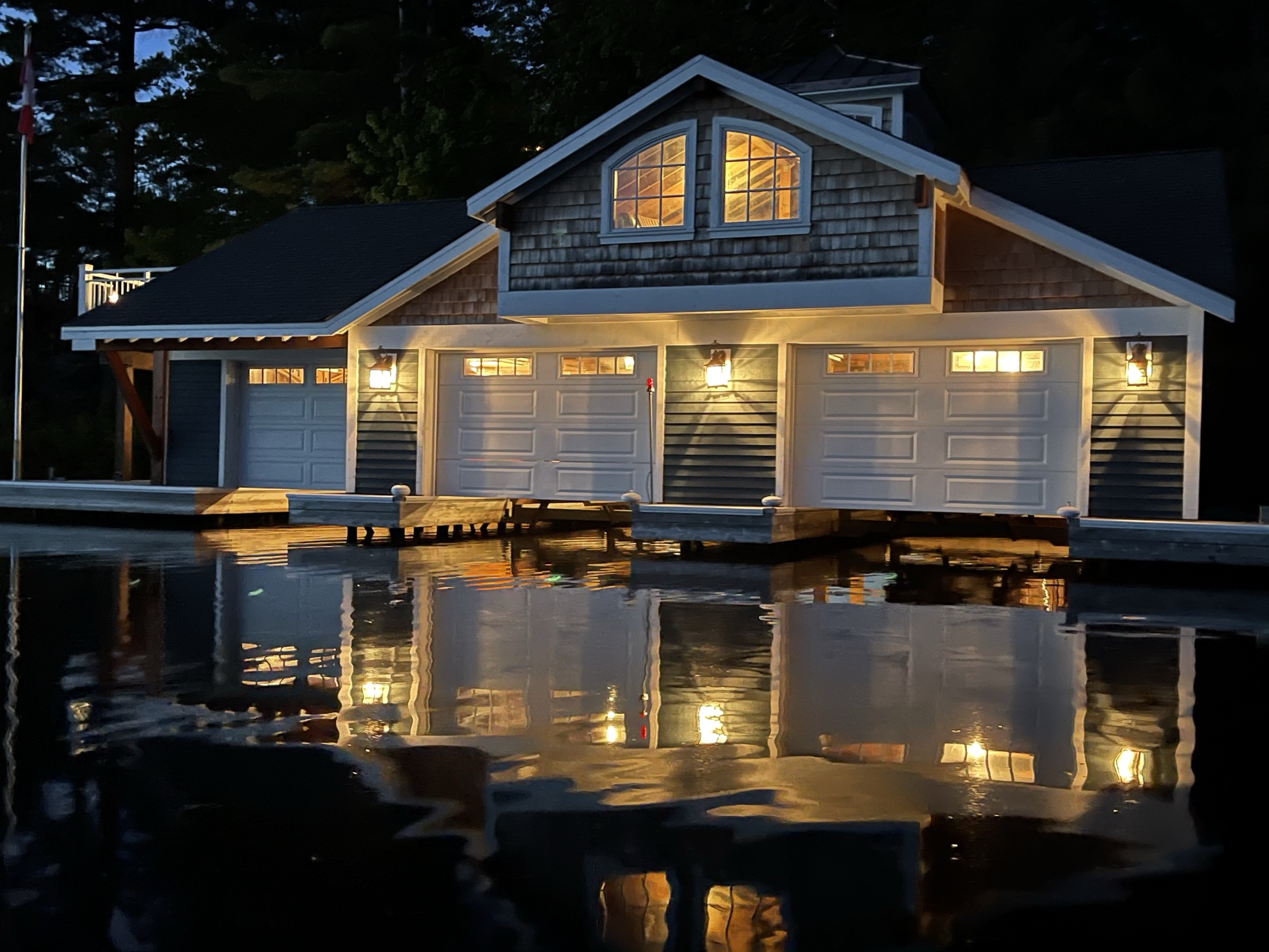 Bear Bay Muskoka Cottage and boathouse Custom design - Lakeside Architecture